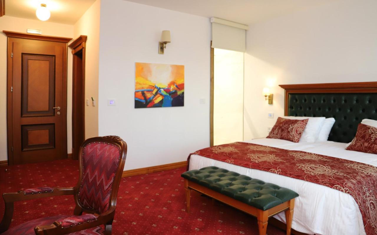 Hotel Vila Zana Гостивар Экстерьер фото